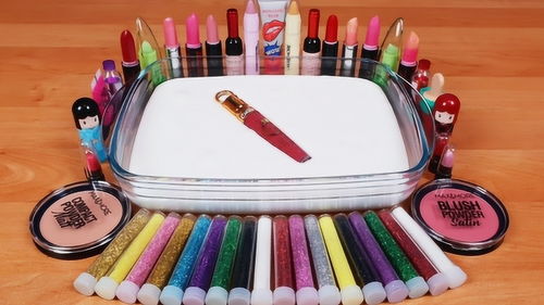 老外太会玩,用化妆品制作非牛顿流体,网友 钱太多我帮你花