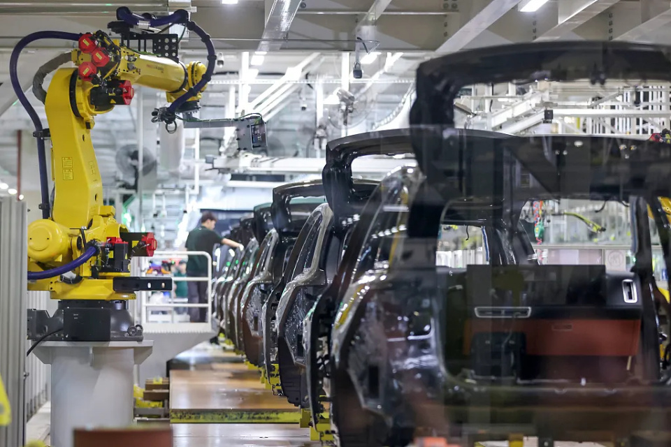 2025年化妆品制造业八大趋势预测 科技革新与可持续发展并进